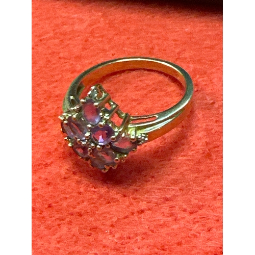 20 - Ladies 9ct Gold Ring Size P With Purple stone and 4 Small Diamonds