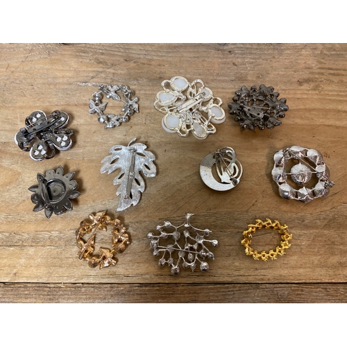 35 - Collection of Costume Brooches