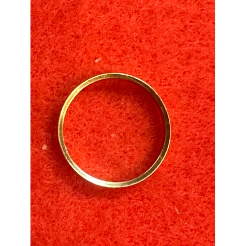 40 - 9ct gold wedding ring size N 1.70g