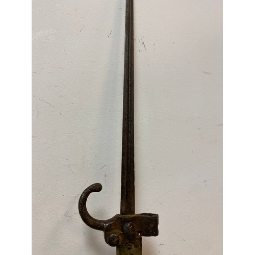 55 - French Needle M1886 Bayonet with Quillon, Worn 35cm Blade