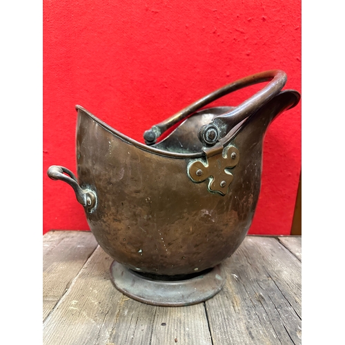 178 - Heavy antique copper coal bucket