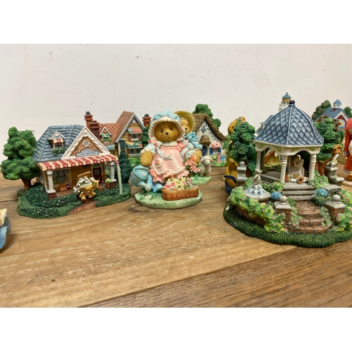 214 - Quantity of Cherished Teddies Figures to include Cherished Teddies Village