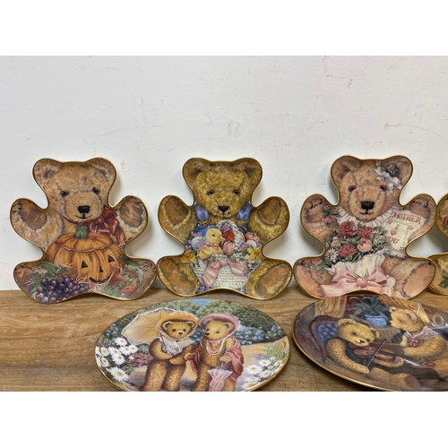 325 - Collection of 11x Franklin Mint Teddy Bear Plates