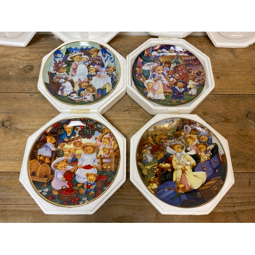 326 - Collection of 9x Franklin Mint Teddy Bear Plates (4 are boxed)