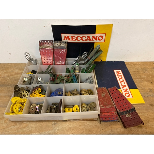 332 - Collection of Vintage Meccano