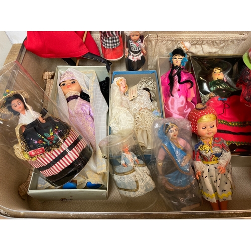 337 - Large Quantity of Vintage World Dolls in Case, several boxed