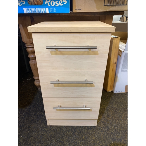 375 - Modern Three Drawer Unit