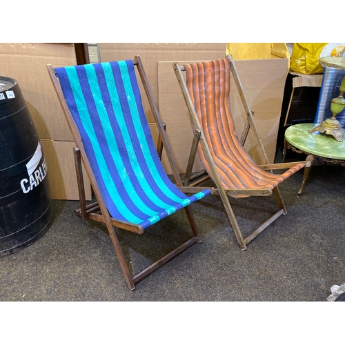 376 - Pair of Vintage Traditional Deck Chairs