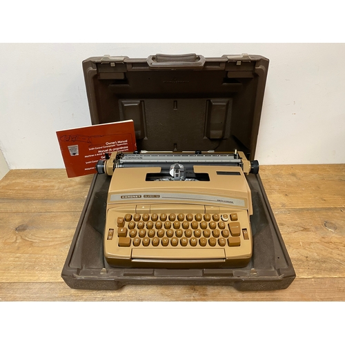 192A - Vintage Coronet Super 12 Typewriter with Case