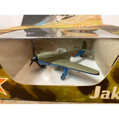 35 - YAK-3 WW2 Airfighter 1:72 Scale Metal Model, USSR, Boxed