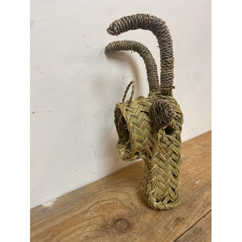 55 - Rattan Grass Wicker Goat Head Hanging Basket