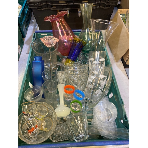 91 - Box of Collectable Glassware