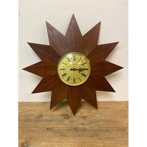 125 - Fairway Wooden Starburst Clock