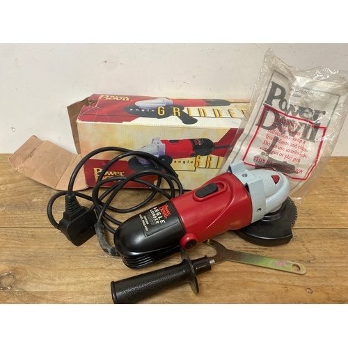 390 - Power Devil Electric Angle Grinder 710w