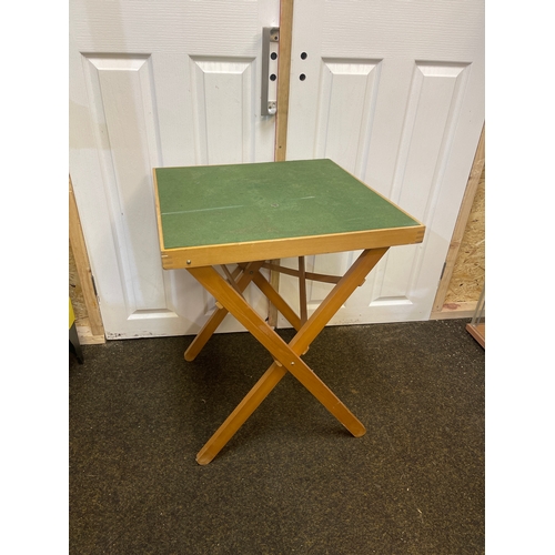 413 - Folding card table