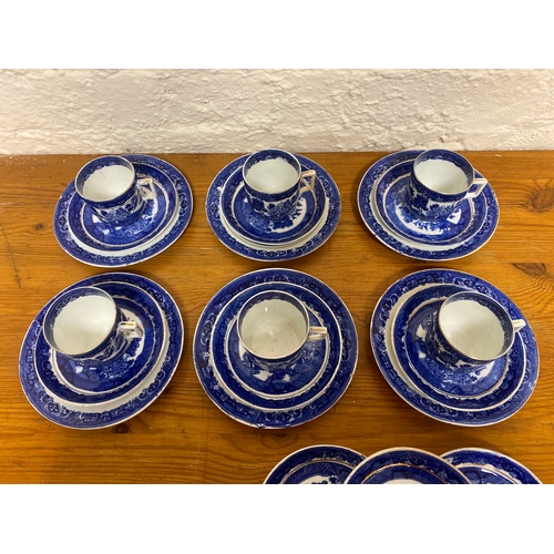 409 - Quantity of Unmarked Blue and White China