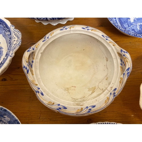 384 - Quantity of Vintage Blue and White Tableware, AF