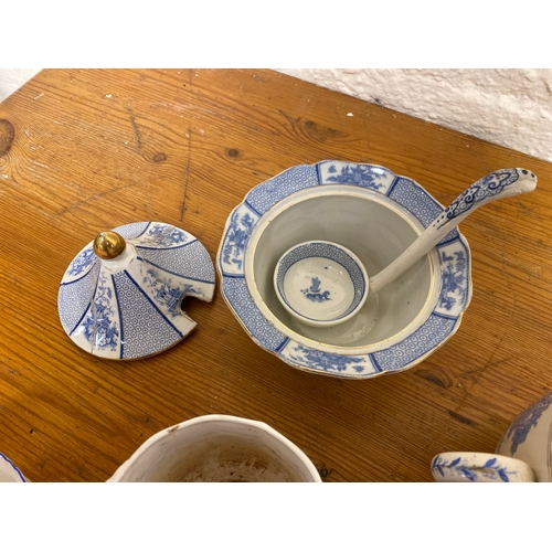 377 - Quantity of Blue and White Ceramics including Tableware, some AF