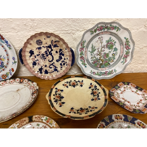 375 - Quantity of Vintage and Antique Plates to include 19th century Ridgway Japan Opaque Plate