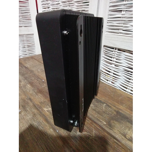 633 - Renogy Rover Li 40A MPPT Solar Charge Controller c/w Panel Connectors