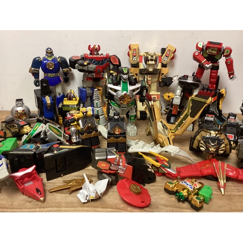 317 - Huge Bundle of Vintage Power Rangers Figures & Accessories