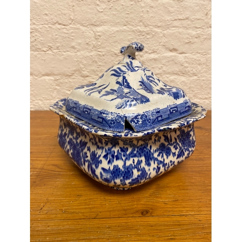 369 - Quantity of Blue and White Ceramics including 1840's Boronial Halls TJ & J Mayer Longport Serving Bo... 