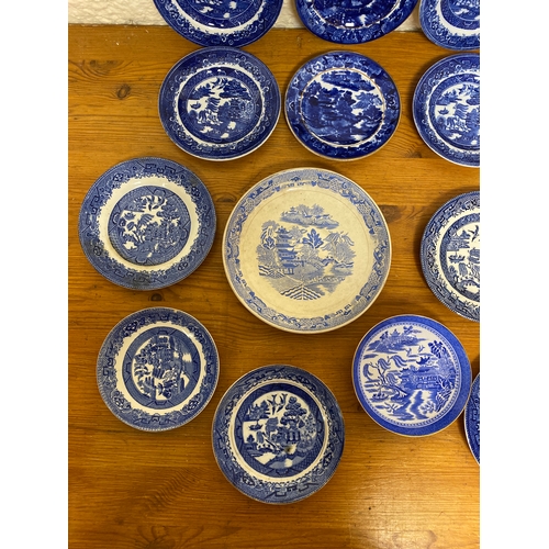 342 - Quantity of Willow Chinoiserie Pattern Plates and Saucers