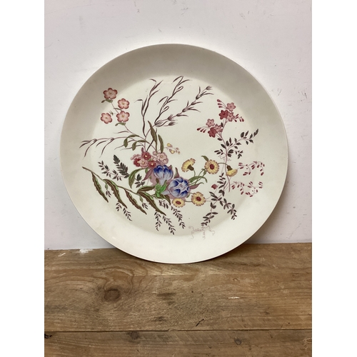 339 - Extra Large Wedgwood & Darlaston Ranunculus Plate 43 cm Diameter