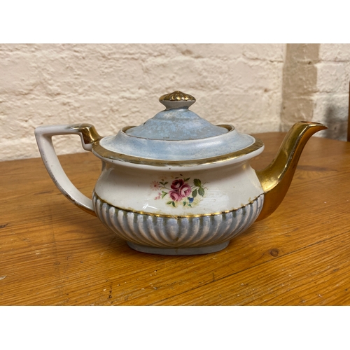 322 - 1950’s Georgian Gibson Blue Lustreware Teapot