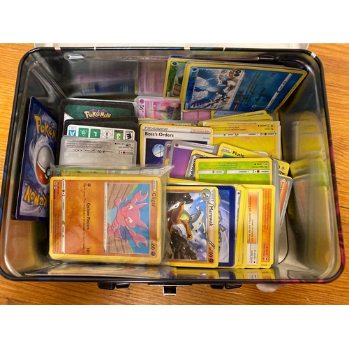 256 - Collection of Pokémon Trading Cards in Metal Case