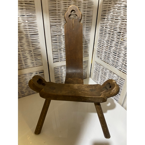 605 - Dutch Milking Stool