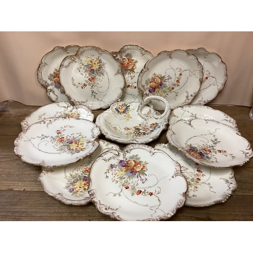 Royal Bonn Germany set of 12 Gold Rim Scalloped Floral Porcelain ...