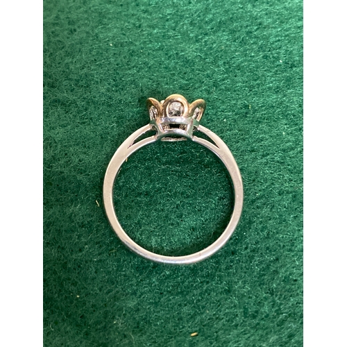 391 - 9ct Gold and 925 Silver Cluster Ring, Stamped