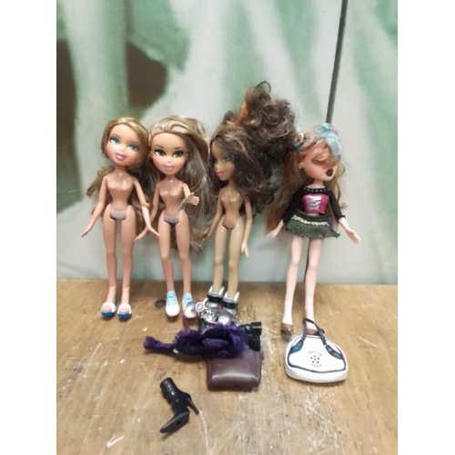 293 - Collection of 4 Bratt's doll's