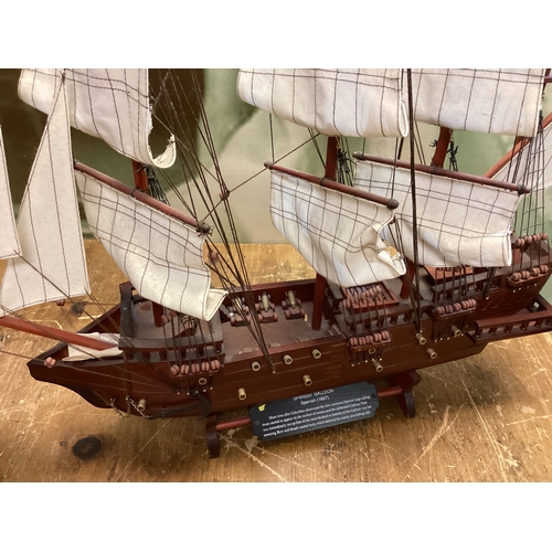 226 - Large Wooden Model of 1607 Spanish Galleon - Height 67 cm - Length 75 cm