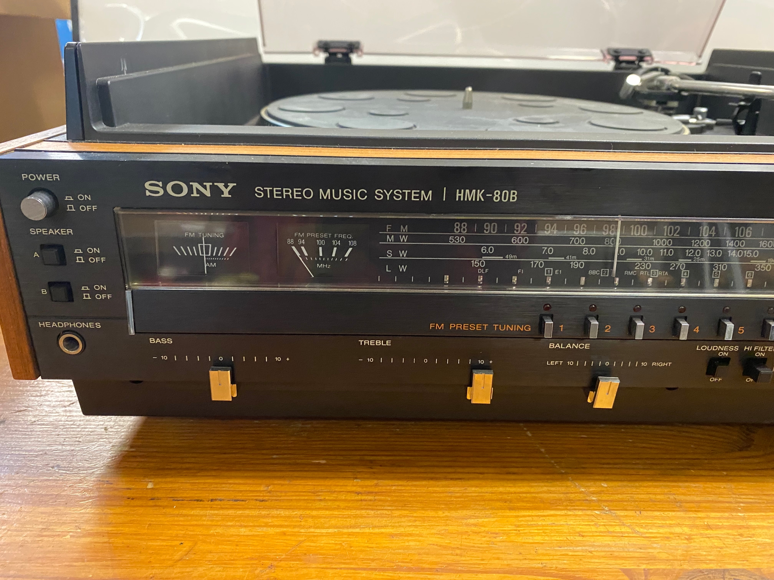 Retro Sony Stereo Music System HMK - 80B - Turntable, Tape Deck