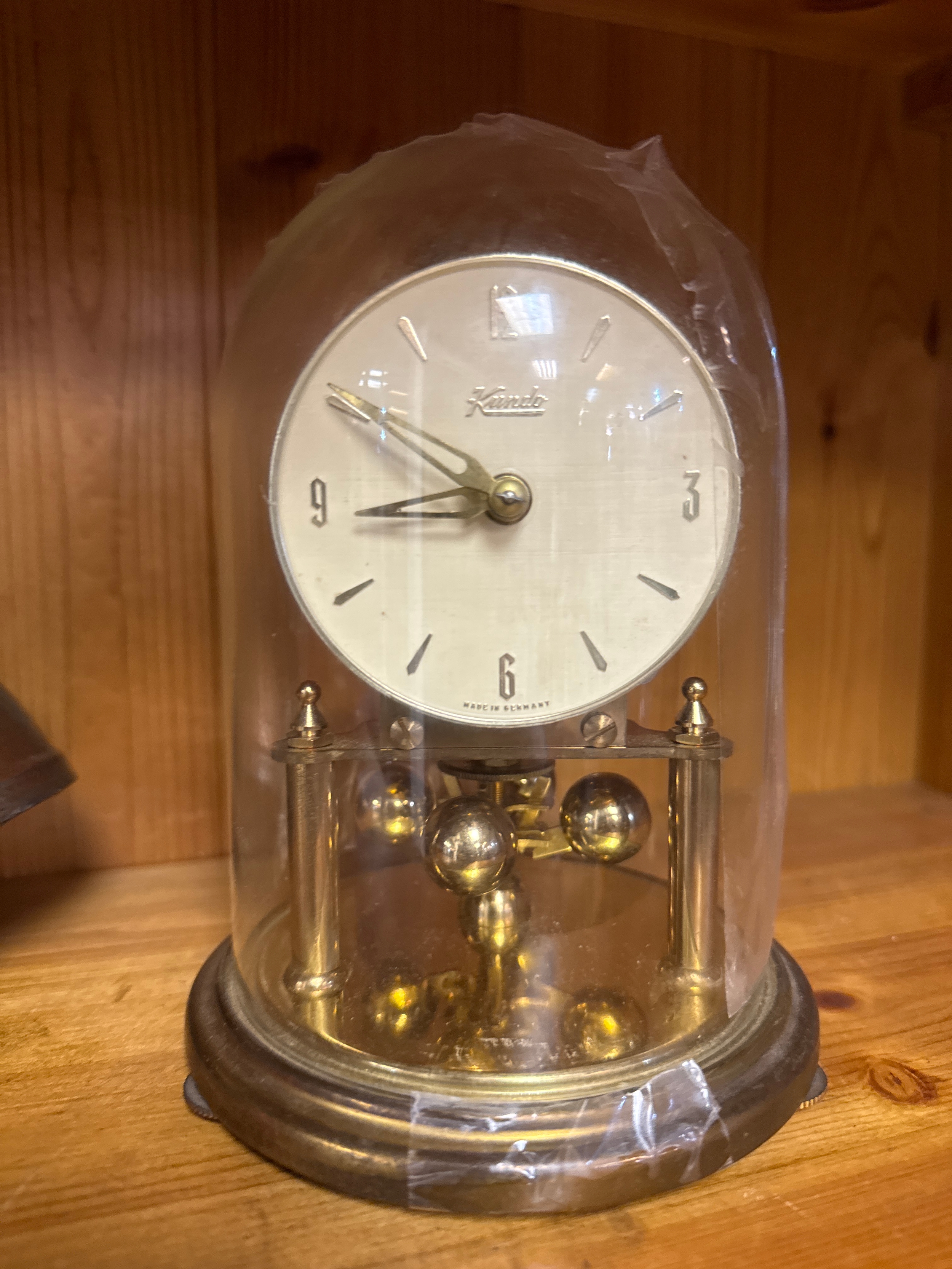 Kundo German Table Clock