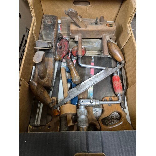 Job job lot of carpenter's tools.