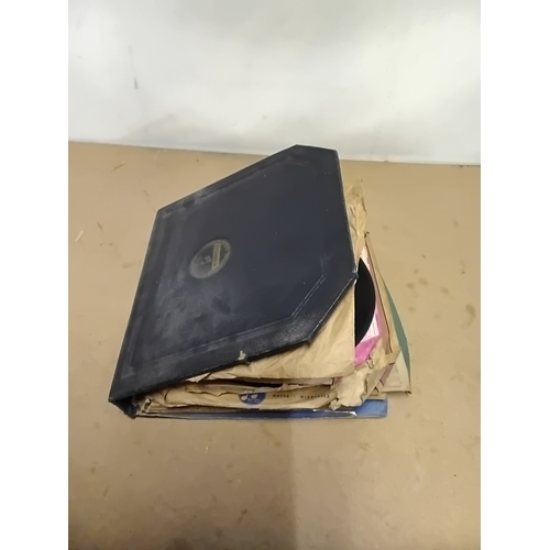 3 - Mixed collection of gramophone records