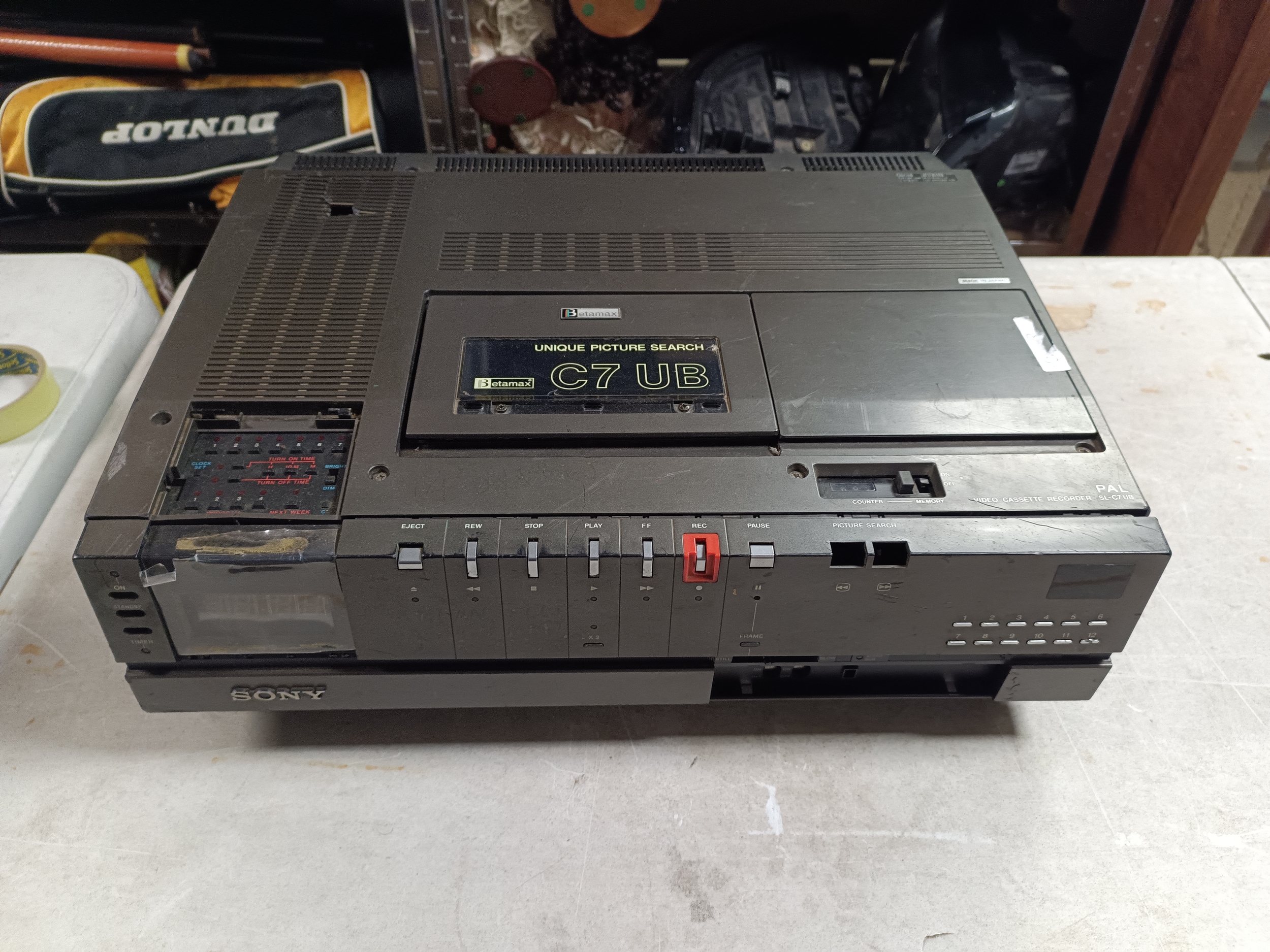 SONY SL C7UB BETAMAX VIDEO CASSETTE RECORDER