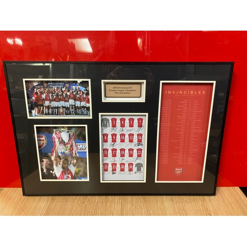 543 - Arsenal FC Football Framed Montage