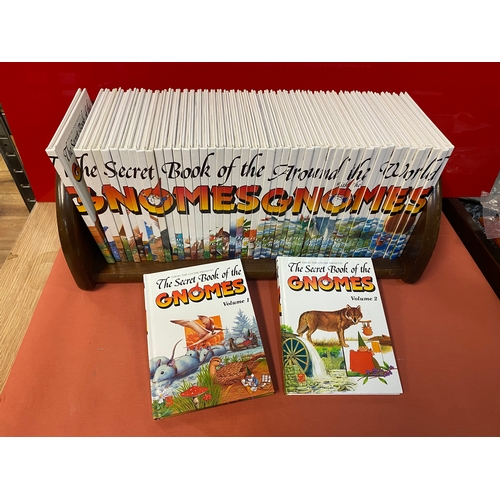 43 - Secret Book of Gnomes Set (Shelf not included)