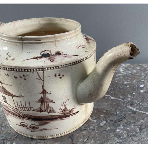 1266 - An English creamware teapot, circa 1780, having a Chinese painted design, 23cm x 12cm x 13cm.Qty: (1... 