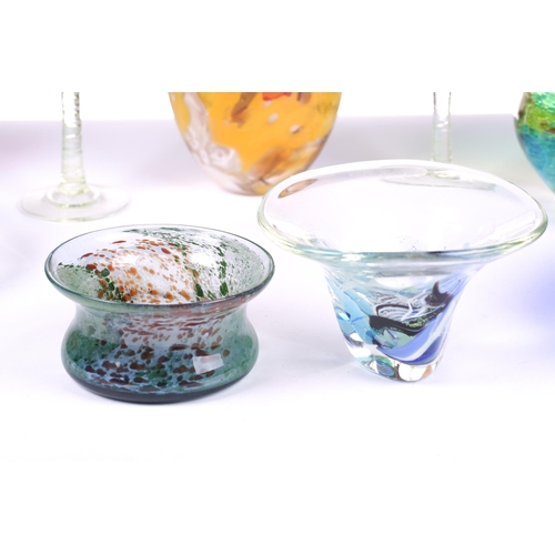 1297 - A collection of Art Glass from New Zealand, Australia and Canada, including Venus Tokiko bowl, with ... 