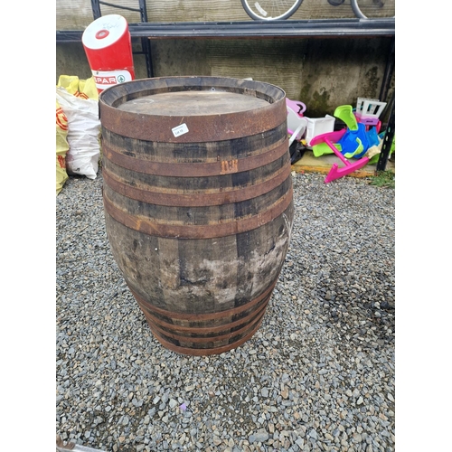 19 - 8 ring oak whiskey barrel