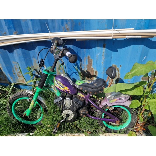 Spike easy rider green chopper 14 inch wheel sales size kids bike