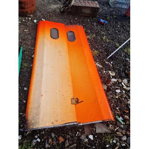 Lot 60        