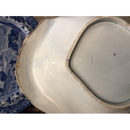 107 - A quantity of Spode blue Italian pattern, 22 pieces. All good condition apart from nibbles to one di... 