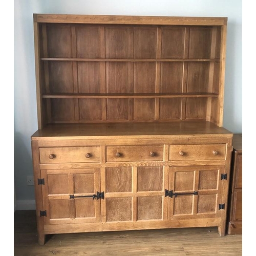 1367 - An oak dresser by Rabbit man, Peter Heap. 47 d x 153 w x 178cmsh.