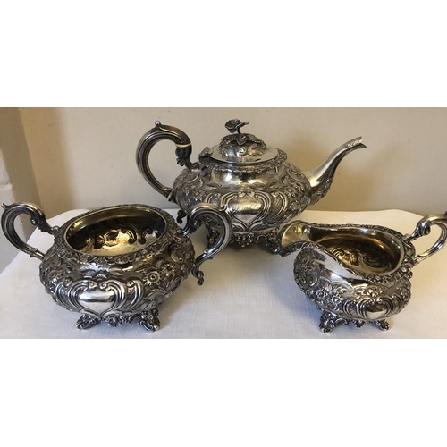 463 - Silver tea service, London 1843, possibly William Chawner 1400gms.